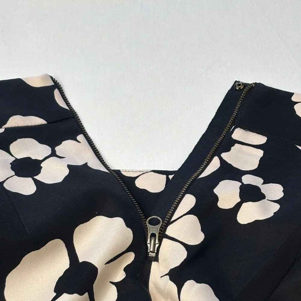 🖤 LOFT Black Cream Floral Midi Skirt Women’s Size 6, back zip with stretch🖤 - Picture 15 of 16